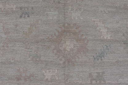 All - Over Floral Modern Oushak with Light Tan Background and Cream Border. Keivan Woven Arts rug AWR - 17919 Country of Origin: Afghanistan Type: Oushak Design: Floral, all - over, abstract floral. Measures: 10'1 x 13'10 This Oushak was hand knotted ... - Keivan Woven ArtsAWR - 17919 - 25078Rug