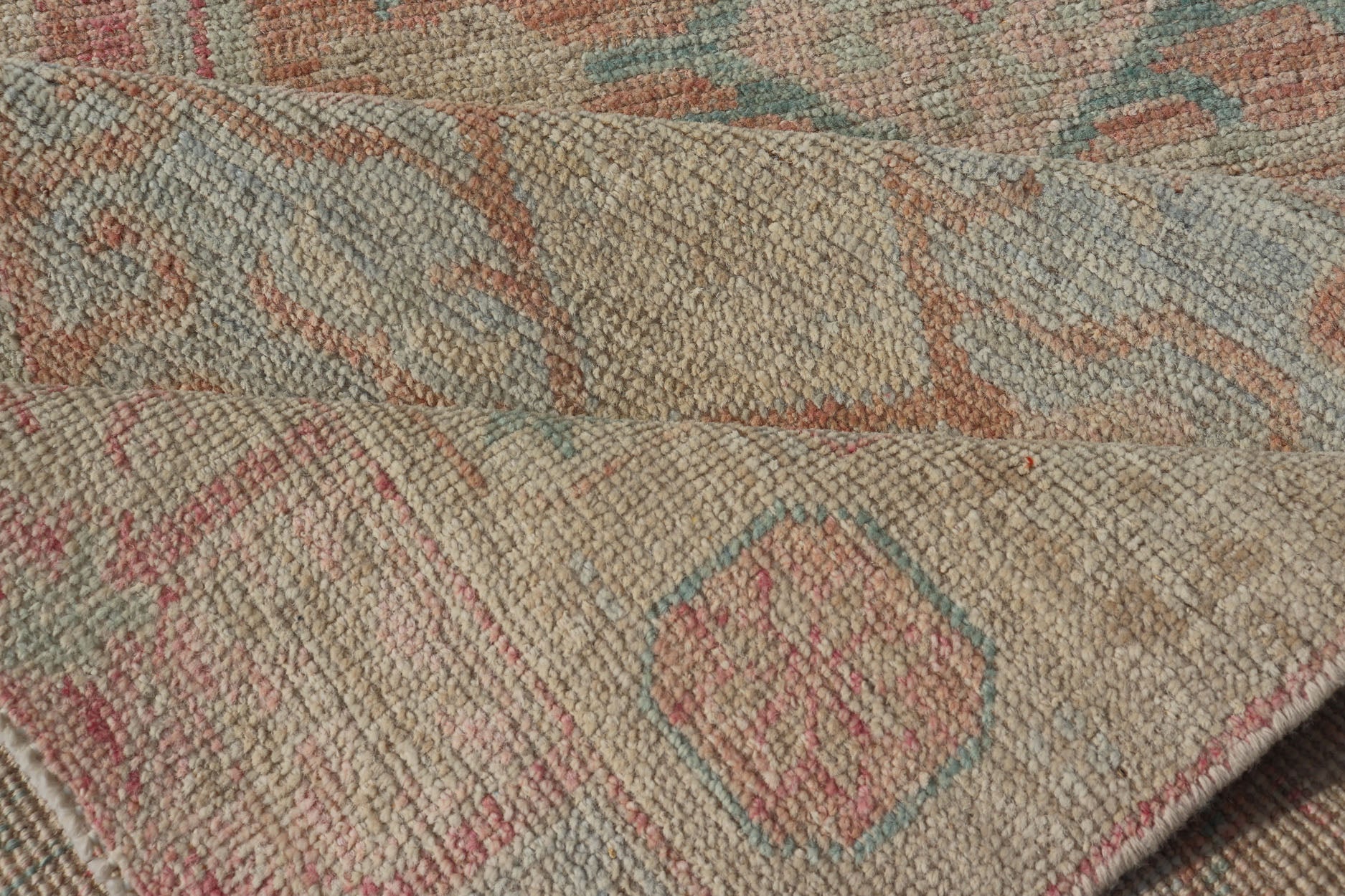 Modern Hand Knotted Oushak Runner With Medallions in Pink's and Creams. Keivan Woven Arts; AWR - 4982 Country of Origin: Afghanistan Type: Oushak Design: Tribal, Measures: 3'0 x 12'9 This long Oushak runner has a light pink background with ... - Keivan Woven ArtsAWR - 4982 - 17136Rug