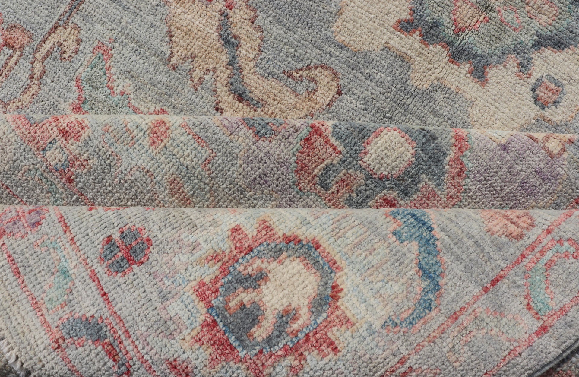 Modern All - Over Floral Oushak With a Light Blue - Gray Background And Multi - Colors. Keivan Woven Arts; rug AWR - 5109 Country of Origin: Afghanistan Type: Oushak Design: Floral, All - Over, Abstract Floral Measures: 5'0 x 7'6 This modern floral... - Keivan Woven ArtsAWR - 5109 - 17166Rug