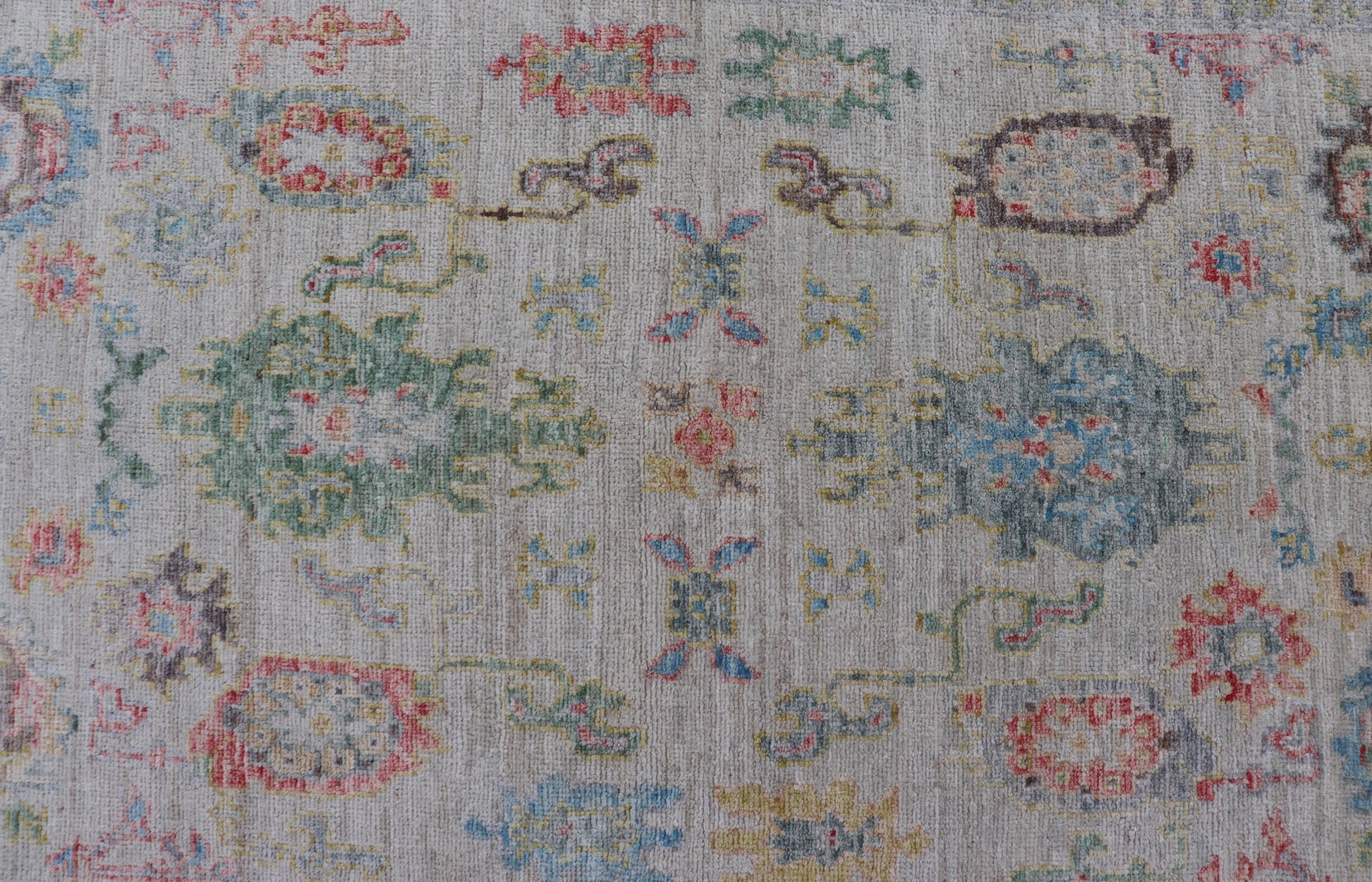 Modern All - Over Floral Oushak with Muted Background and Accent Colors. Measures: 4'2 x 6'2 Modern All - Over Floral Oushak with Muted Background and Accent Colors. Keivan Woven Arts: rug AWR - 6825 Country of Origin: Afghanistan Type: Oushak Design... - Keivan Woven ArtsAWR - 6825 - 23193Rug