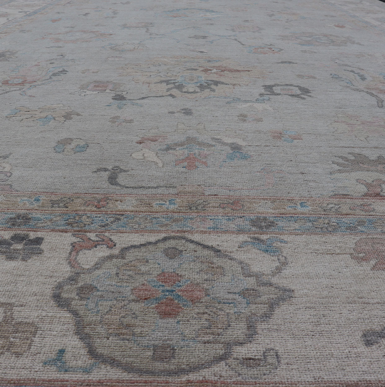 Large Oushak Rug with Floral Motifs & Muted Colorful Tones on Neutral Background, Large Modern Oushak Rug. Large Oushak Rug with Floral Motifs & Muted Colorful Tones on Neutral Background and Silver Gray. Keivan Woven Arts; rug AWR - 8347 Country... - Keivan Woven ArtsAWR - 8347 - 21337Rug