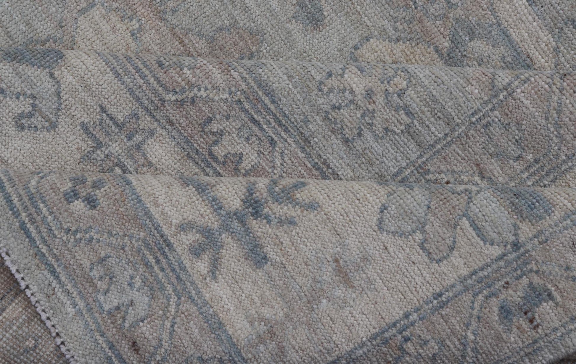 Modern All - Over Floral Oushak with Light Gray Background And Neutral Colors Keivan Woven Arts rug AWR - 8468 Country of Origin: Afghanistan Type: Oushak Design: Floral, All - Over, Abstract Floral. Measures: 9'0 x 11'9 This Oushak was hand - knott... - Keivan Woven ArtsAWR - 8468 - 21257Rug
