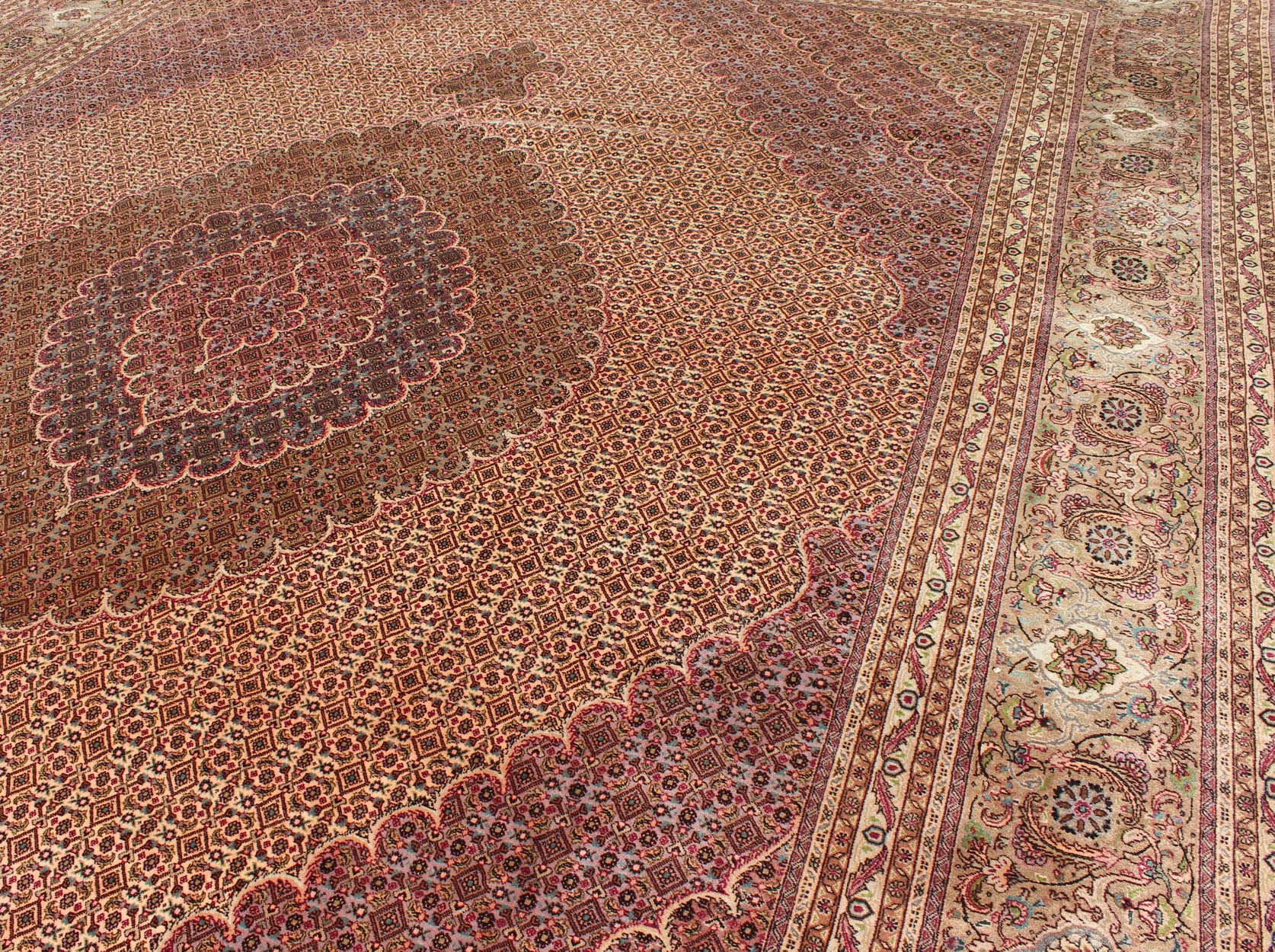 Keivan Woven Arts, Vintage Persian Mahi Tabriz rug with oval medallion and swirling floral design, kwarugs B - 0301, country of origin / type: Iran / Tabriz, circa 1970. This spectacular Persian Tabriz rug, from the 1970's, bears magnificent splen... - Keivan Woven ArtsB - 0301 - 1197Rug