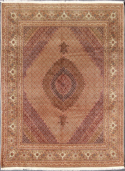 Keivan Woven Arts, Vintage Persian Mahi Tabriz rug with oval medallion and swirling floral design, kwarugs B - 0301, country of origin / type: Iran / Tabriz, circa 1970. This spectacular Persian Tabriz rug, from the 1970's, bears magnificent splen... - Keivan Woven ArtsB - 0301 - 1197Rug