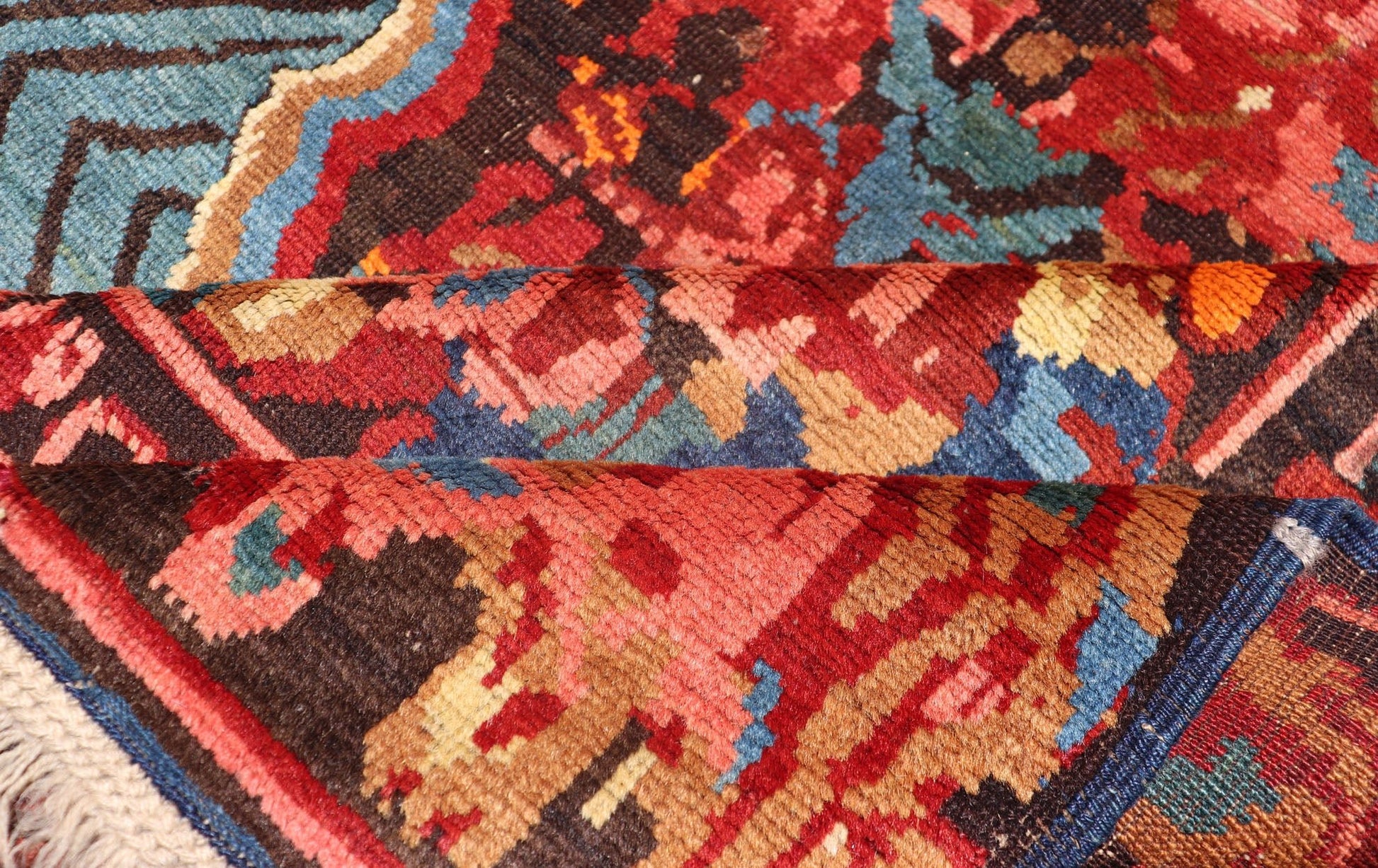 Antique Caucasian Kuba Rug with a Central Floral Medallion 1880's Antique Caucasian Kuba Rug with a Central Medallion in teal and variety of red tones with oxidized charcoal/brown. Keivan Woven Arts/ Rug/ B - 0537 Origin/ Caucasian, Circa/1880's,... - Keivan Woven ArtsB - 0537 - 1937Rug