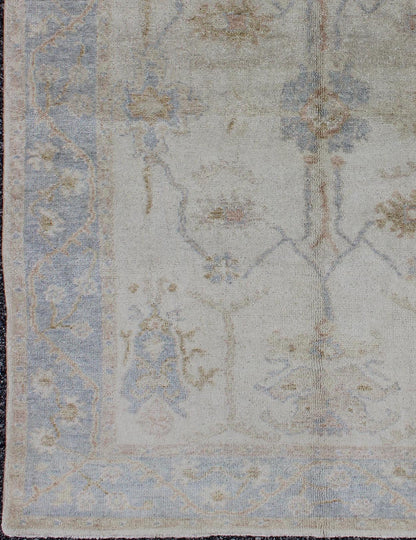 Reproduction Oushak rug with muted tones, neutral color palette and all - over flower design, rug BDH - 711189 country of origin / type: India/ Oushak This New hand knotted Oushak rug features a beautiful design rendered in muted tones. Measures:... - Keivan Woven ArtsBDH - 711189 - 5407Rug