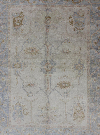 Reproduction Oushak rug with muted tones, neutral color palette and all - over flower design, rug BDH - 711189 country of origin / type: India/ Oushak This New hand knotted Oushak rug features a beautiful design rendered in muted tones. Measures:... - Keivan Woven ArtsBDH - 711189 - 5407Rug