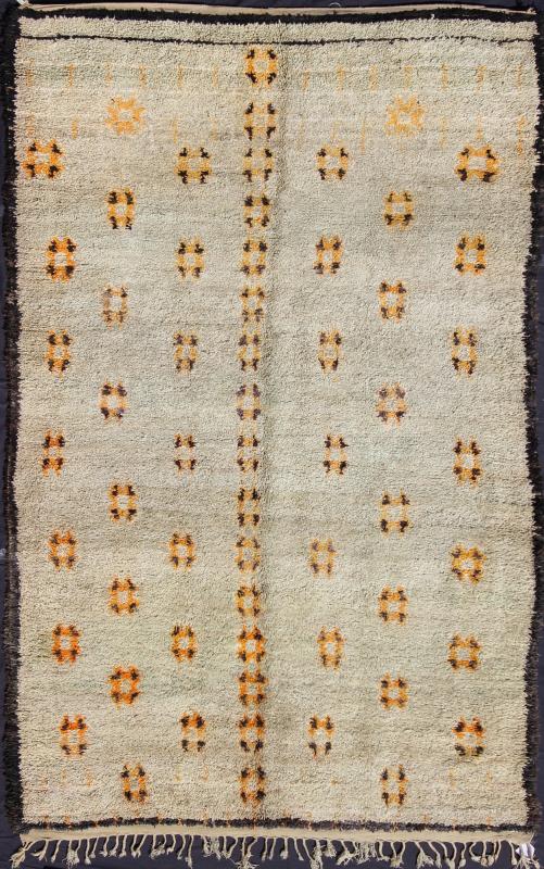 Large Vintage Moroccan Warayne Rug with Meandering Cross Motifs Measures: 7'4'' x 11'4''. This rug features organic and wonderfully creative design compositions that, in the past, were often based on obscure tribal traditions and beliefs. War... - Keivan Woven ArtsBDS - 136629 - 7287Rug