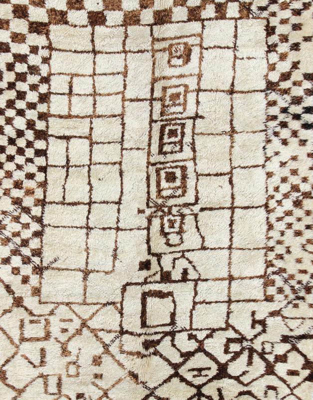 Large Vintage Moroccan Beni Ourain Rug in Browns, Mocha and Cream Measures: 7'5'' x 13'7''. This fabulously complex and interesting carpet features principally lozenge - based designs with a lattice flanked by checkered and diamond shapes fille... - Keivan Woven ArtsBDS - 136632 - 7295Rug