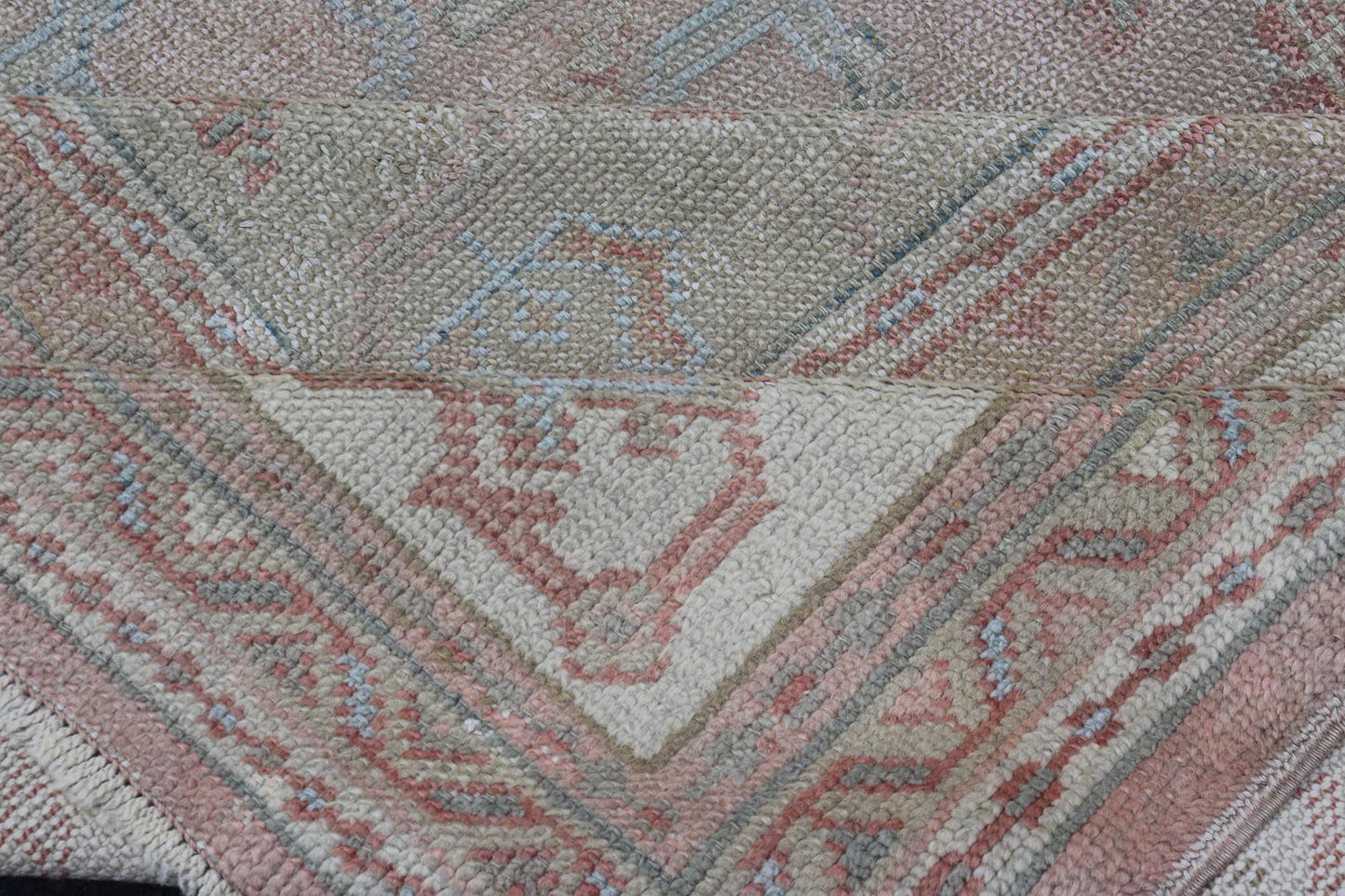 Large Antique Oushak Carpet in Light Pink Background with Light Blue Highlights. Antique Oushak carpet, Keivan Woven Arts / rug D - 0501, country of origin / type: Turkey / Oushak, circa Early - 20th Century. Measures: 11'8'' x 15'1''. This l... - Keivan Woven ArtsD - 0501 - 391Rug
