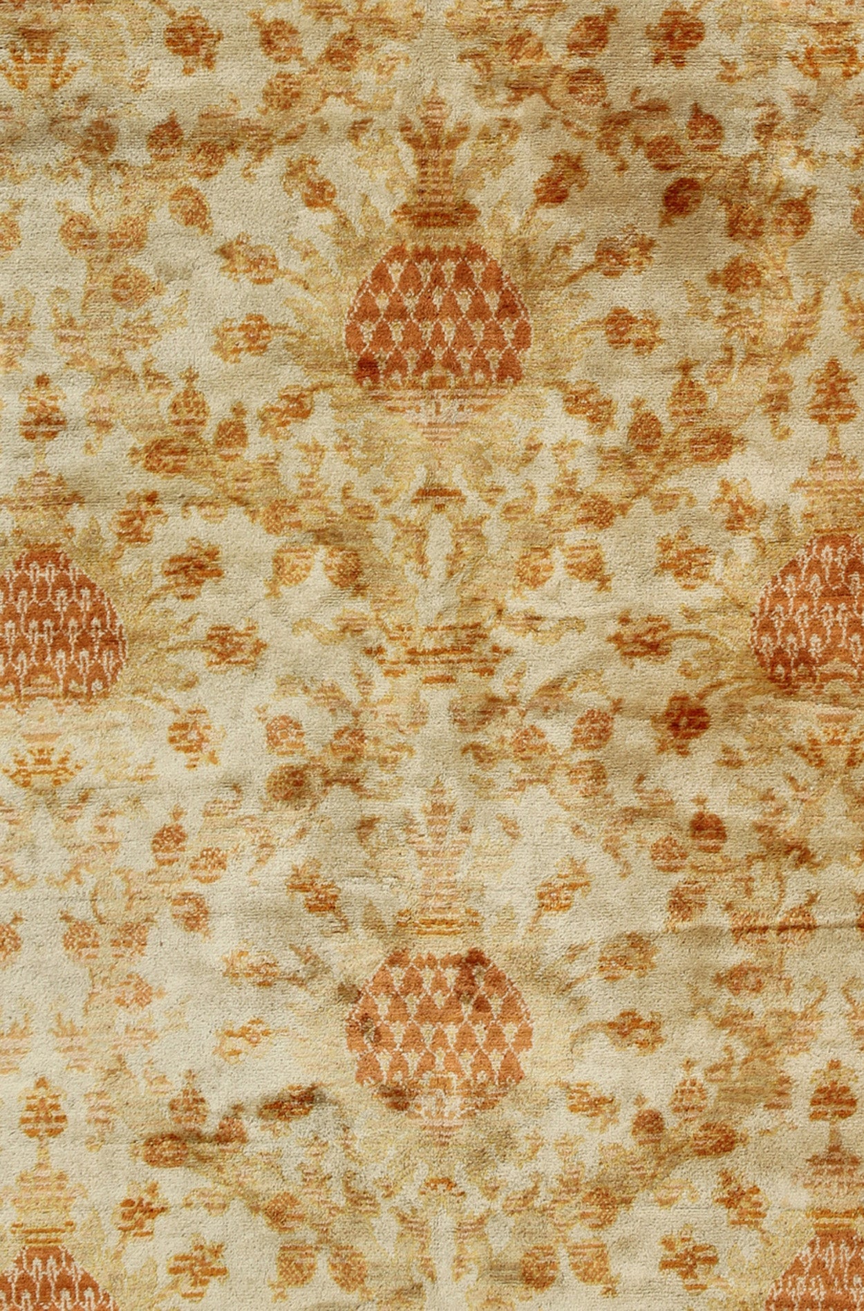 Antique Spanish European Carpet with Pineapple Design in Gold, Cream & Tangerine. Keivan Woven Arts / rug /D - 0506, country of origin / type: Spain / Spanish carpet, circa Early - 20th century Measures: 9' x 12' This unique Spanish carpet, w... - Keivan Woven ArtsD - 0506 - 649Rug