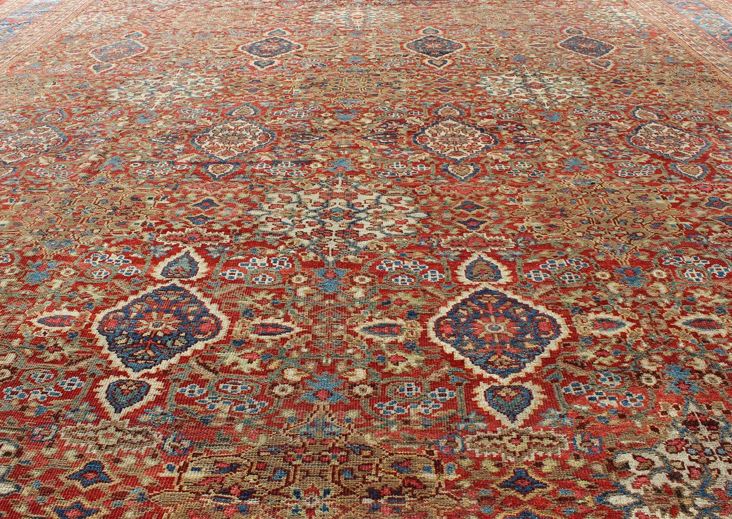 Late 19th Century Antique Sultanabad Persian Rug in Red and Light Blue, rug d - 0535, country of origin / type: Iran / Sultanabad, circa 1900 This magnificent antique Persian Sultanabad from the late 19th Century bears an exquisite design rendered... - Keivan Woven ArtsD - 0535 - 397Rug