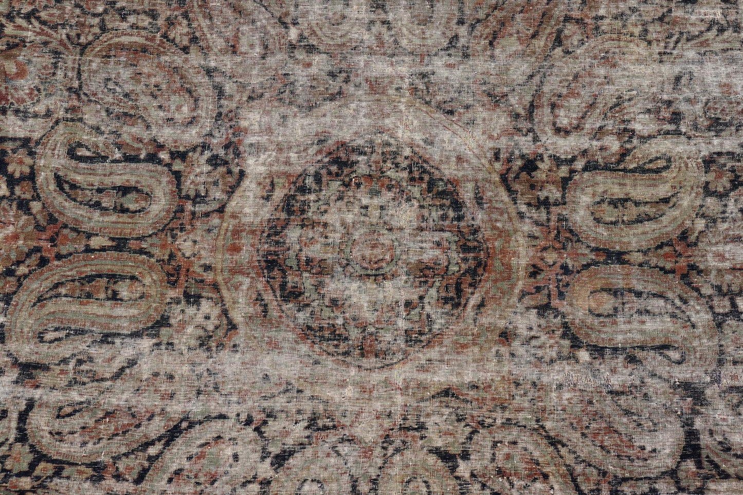 19th Century Lavar Kerman Rug with Gold, Sand - and Camel - Colored Tones This magnificent antique Kerman carpet from the third quarter of 19th century is an absolutely stunning achievement of Persian craftsmanship and design. It was expertly woven... - Keivan Woven ArtsD - 0929 - 2627Rug