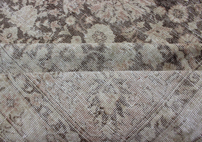Antique Turkish Oushak Rug with All - Over Floral Design in Earth Tones kwarugs Floral Oushak carpet from Turkey, Keivan Woven Arts / rug DAN - KEI - 1, country of origin / type: Turkey / Oushak, circa 1900 This Turkish Oushak rug features a va... - Keivan Woven ArtsDAN - KEI - 1 - 11793Rug