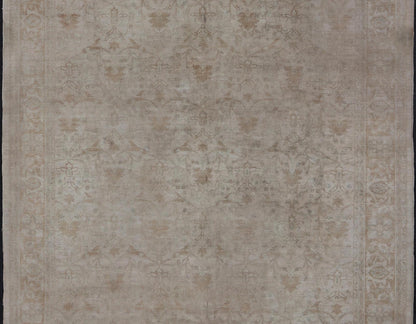 Vintage Hand - Knotted Pakistani Sultanabad Rug in Wool with Floral Design This vintage Sultanabad rug has been hand - knotted in wool and features an all - over sub - geometric floral design rendered in red, ivory and cream tones. A complementary, mul... - Keivan Woven ArtsDSP - 101 - 2022 - 19646Rug