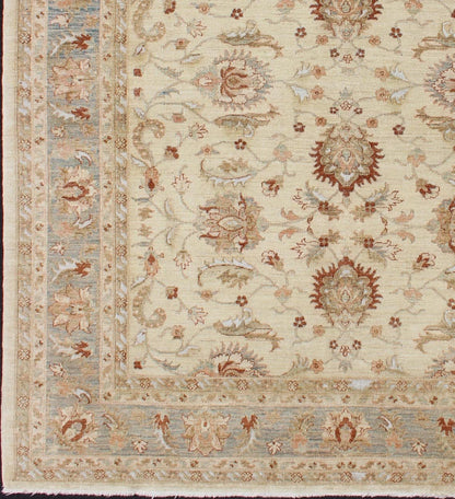 Keivan Woven Arts Vintage Cream Sultanabad Rug With Pops of Blue and Red Keivan Woven Arts, Dsp - 1129, Muted Fine Sultanabad Rug With Pops of Blue and Red, This elegantly hand woven rug is from Pakistan and woven from the finest wool to create a sof... - Keivan Woven ArtsDSP - 1129 - 4740Rug