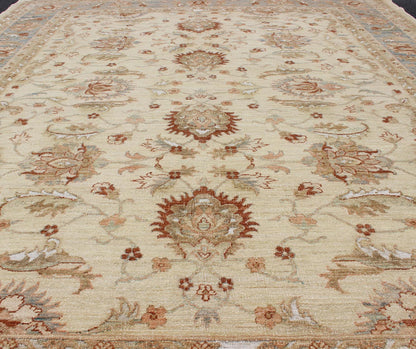 Keivan Woven Arts Vintage Cream Sultanabad Rug With Pops of Blue and Red Keivan Woven Arts, Dsp - 1129, Muted Fine Sultanabad Rug With Pops of Blue and Red, This elegantly hand woven rug is from Pakistan and woven from the finest wool to create a sof... - Keivan Woven ArtsDSP - 1129 - 4740Rug