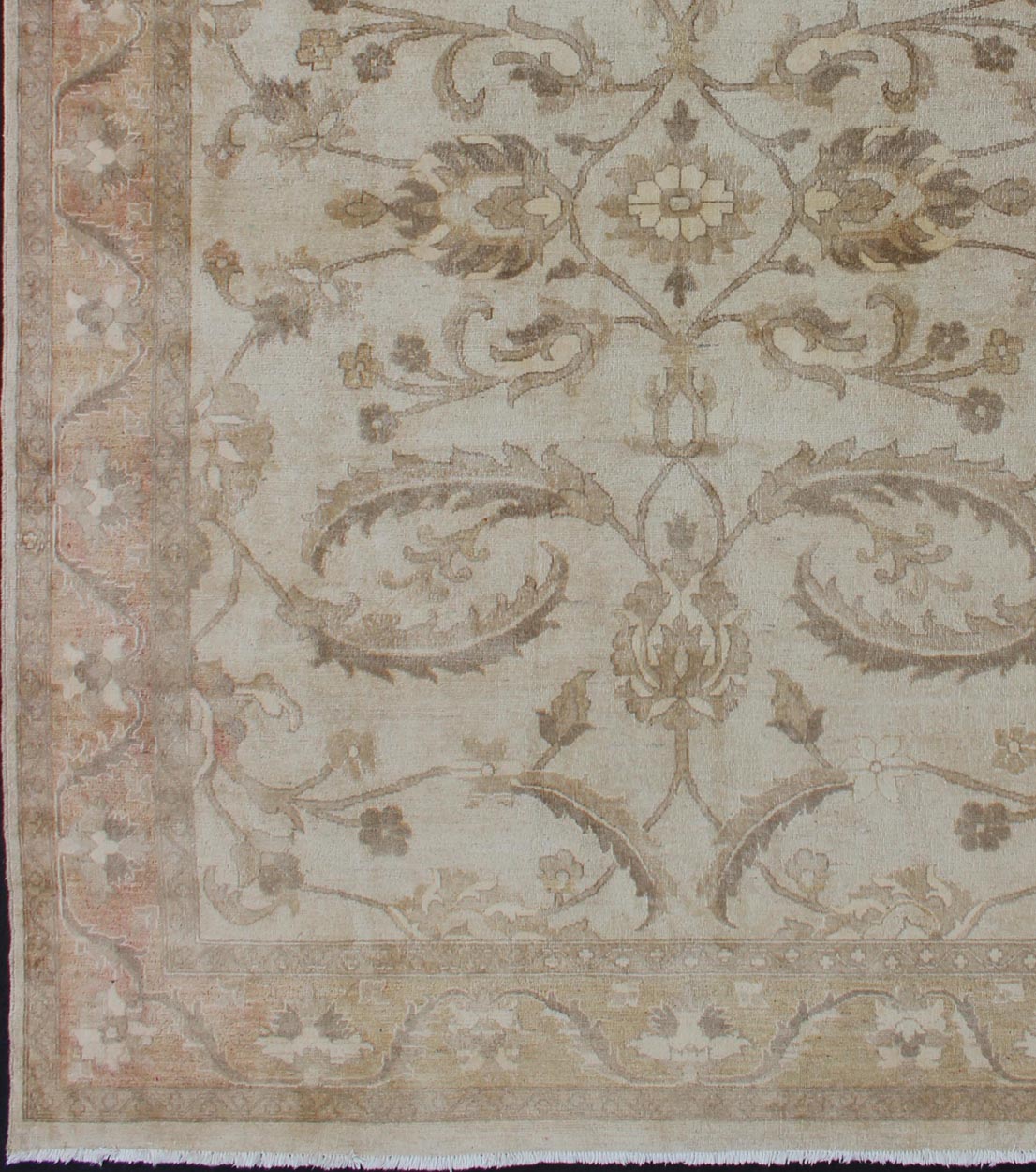 Sultanabad Design Modern Rug in Muted Tones. Measures: 7'9 x 10'8. Sultanabad Design Modern Rug in Muted Tones of light brown, taupe, gray and pale green, Keivan Woven Arts / Rug DSP - BC11369, country of origin / type: Pakistan, late 20th... - Keivan Woven ArtsDSP - BC11369 - 4106Rug