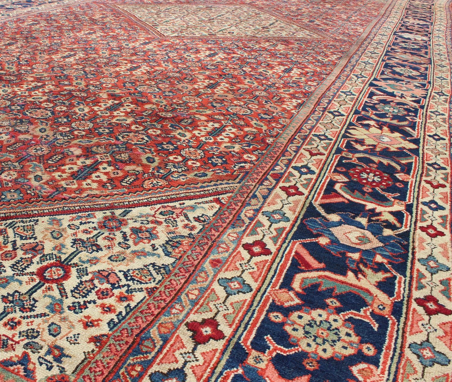 Antique Persian Sultanabad rug with Sub - geometric motifs with a Diamond Central Medallion. rug E - 0909, country of origin / type: Iran / Sultanabad, circa 1910.Large Gallery Rug, Large gallery Runner. Antique gallery rug. This beautiful antique ... - Keivan Woven ArtsE - 0909 - 2311Rug