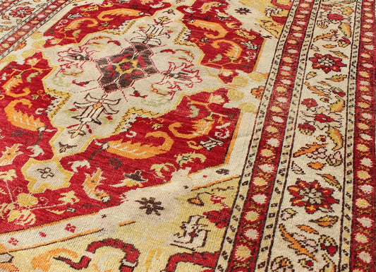 Antique Turkish Fine Sivas rug with center medallion in Red, yellow & Light Green. Keivan Woven Arts/ rug E - 1101, country of origin / type: Turkey / Oushak, circa 1910 Measures: 3'10 x 5'1. This antique early 20th century Sivas fine rug f... - Keivan Woven ArtsE - 1101 - 1096