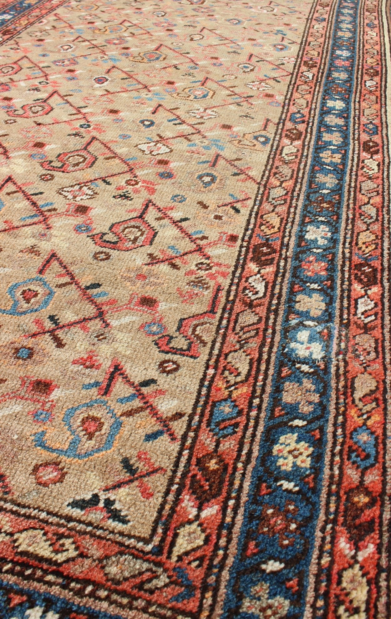 Antique N.W. Persian Malayer Rug with Free - Flowing All - Over Pattern, Sand Field kwarugs Antique N.W. Persian Malayer Rug with free - flowing all - over pattern, sand field, rug ema - 7504, country of origin / type: Iran / Malayer, circa 1900. T... - Keivan Woven ArtsEMA - 7504 - 8827Rug