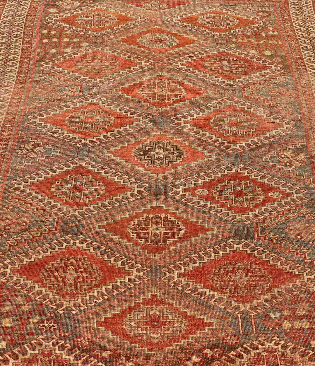 Measures: 5'6 x 9'6 Geometric Antique Persian Shiraz Rug with All - Over Medallion Design. Keivan Woven Arts / rug EMB - 22105 - 15105, country of origin / type: Iran / Shiraz, circa 1930. Persian Shiraz rug (circa early 20th century) features a u... - Keivan Woven ArtsEMB - 22105 - 15105 - 20800