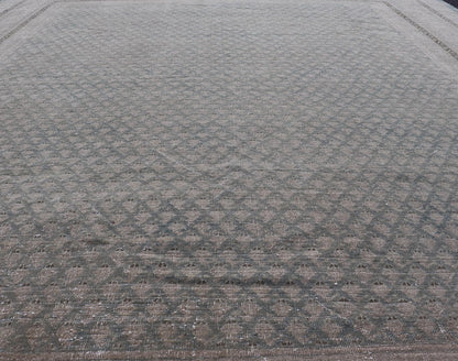 Minimalist Design Antique Persian Tabriz Rug with All - Over Small Scale Design. Measures: 8'0 x 10'0 Minimalist Design Antique Persian Tabriz Rug with All - Over Small Scale Design. Keivan Woven Arts / rug EMB - 22176 - 15047, country of origin / t... - Keivan Woven ArtsEMB - 22176 - 15047 - 20517