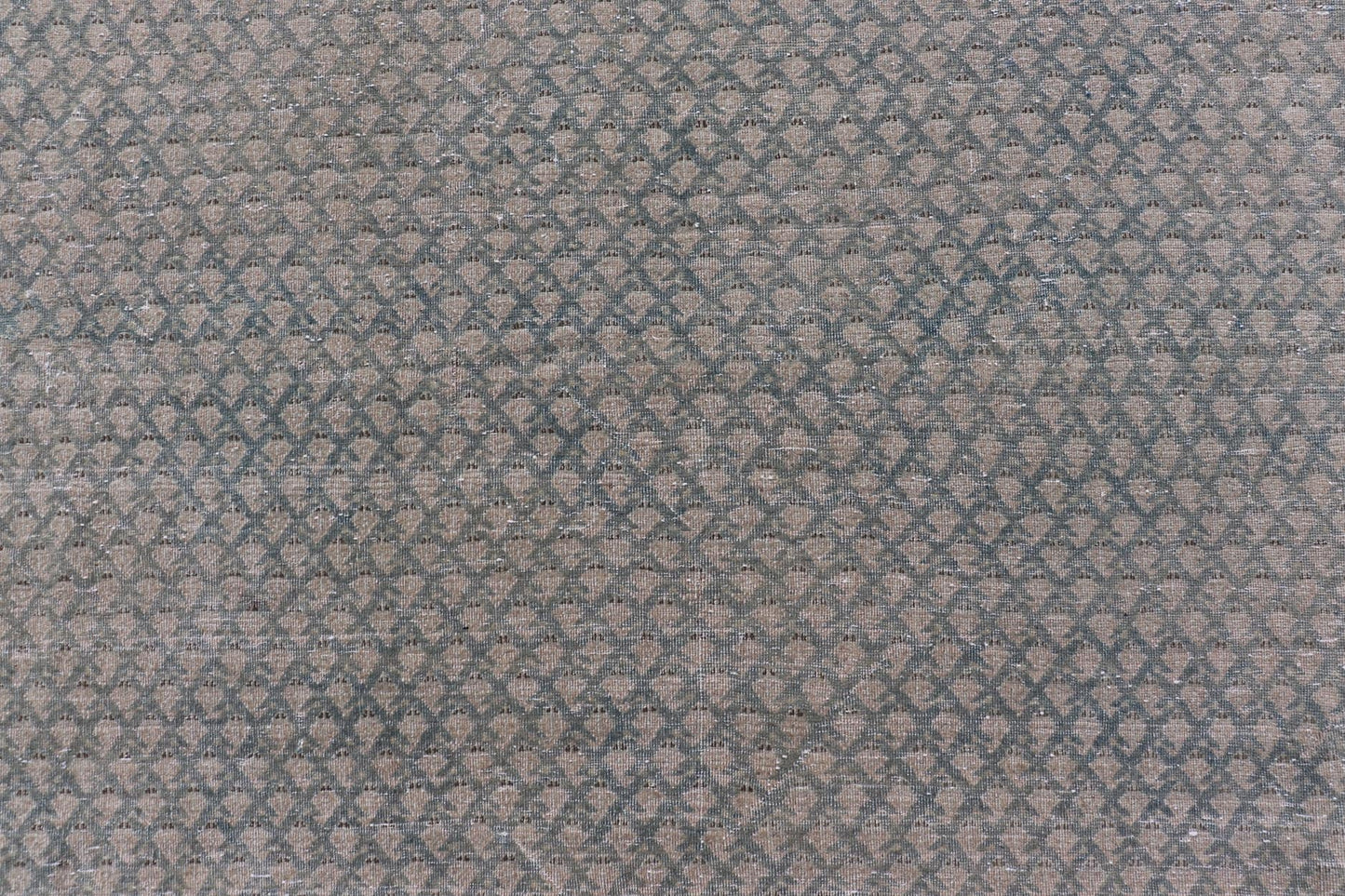 Minimalist Design Antique Persian Tabriz Rug with All - Over Small Scale Design. Measures: 8'0 x 10'0 Minimalist Design Antique Persian Tabriz Rug with All - Over Small Scale Design. Keivan Woven Arts / rug EMB - 22176 - 15047, country of origin / t... - Keivan Woven ArtsEMB - 22176 - 15047 - 20517