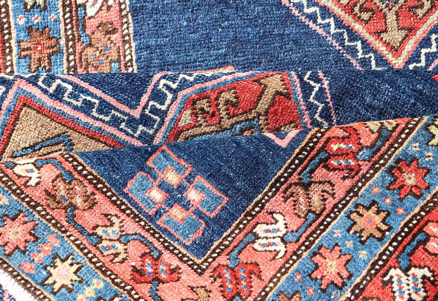 Measures: 3'5 x 13'4 Bold Medallion Design Antique Persian Heriz Runner in Red and Blue Tones. Keivan Woven Arts / rug EMB - 22195 - 15097, country of origin / type: Iran / Heriz, circa 1910 This antique Persian Heriz runner, from northwest Iran... - Keivan Woven ArtsEMB - 22195 - 15097 - 20758