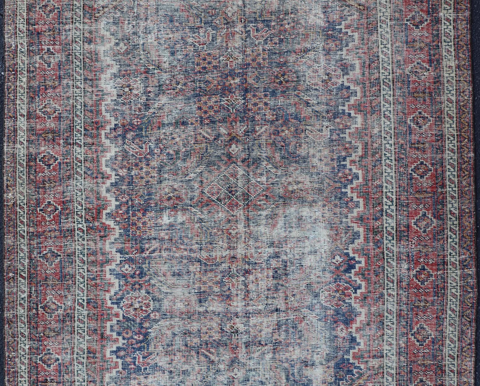 Measures: 4'0 x 6'1 This exquisite antique Persian Mahal rug embodies the ethereal beauty of time - worn elegance, featuring a faded color palette that speaks to its rich history and enduring craftsmanship. The rug's central field showcases a subtle ... - Keivan Woven ArtsEMB - 22283 - 27367Rug