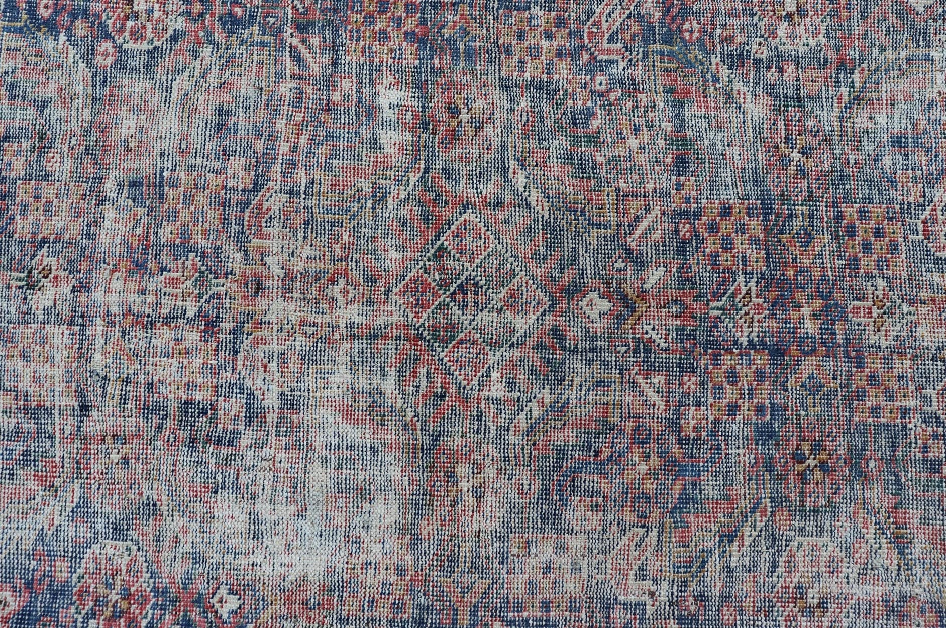 Measures: 4'0 x 6'1 This exquisite antique Persian Mahal rug embodies the ethereal beauty of time - worn elegance, featuring a faded color palette that speaks to its rich history and enduring craftsmanship. The rug's central field showcases a subtle ... - Keivan Woven ArtsEMB - 22283 - 27367Rug