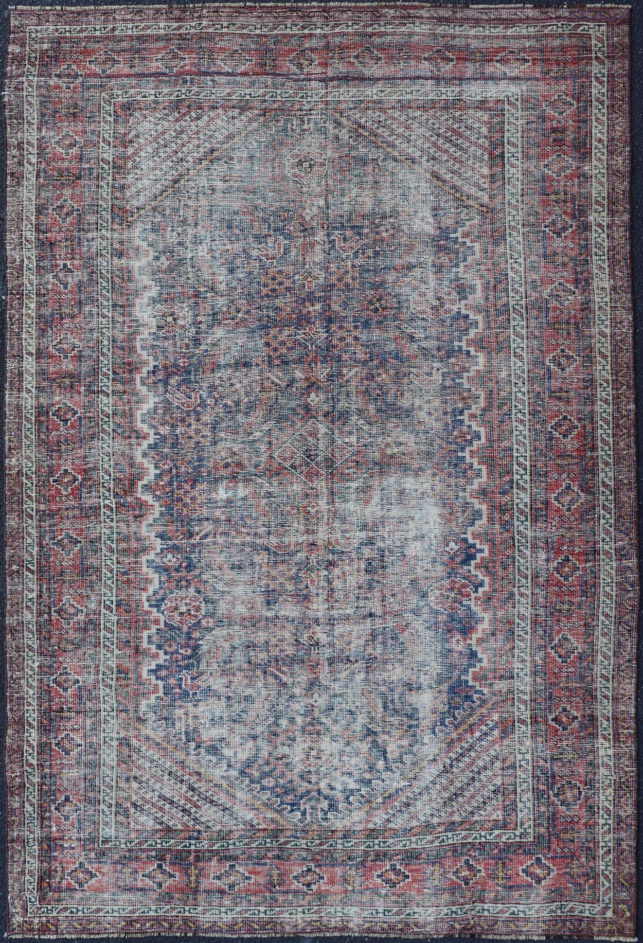 Measures: 4'0 x 6'1 This exquisite antique Persian Mahal rug embodies the ethereal beauty of time - worn elegance, featuring a faded color palette that speaks to its rich history and enduring craftsmanship. The rug's central field showcases a subtle ... - Keivan Woven ArtsEMB - 22283 - 27367Rug