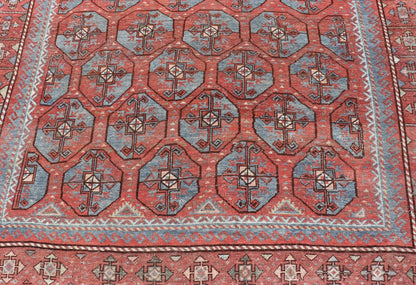 Measures: 5'10 x 8'10 This antique East Turkistan Belouch rug is a stunning representation of traditional craftsmanship, featuring a rich red lattice pattern that is both striking and symbolic. The rug is beautifully ornamented with a network of ge... - Keivan Woven ArtsEMB - 22285 - 25896Rug