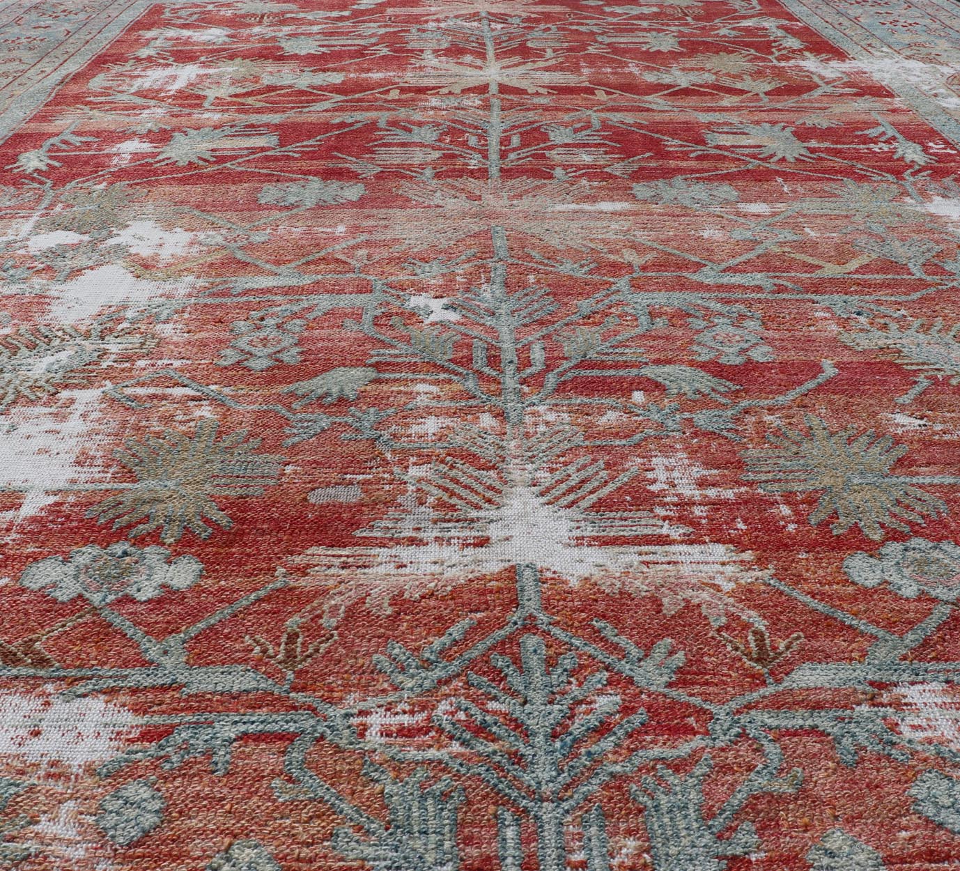 Antique Hand - Knotted Persian Bibikabad Rug in Wool with Unique Medallions This antique Persian Bibikabad rug has been hand - knotted in wool. The rug features a unique sub - geometric multi - medallion design rendered in blue, red, brown and ivory to... - Keivan Woven ArtsEMB - 9570 - P13090 - 14952Rug