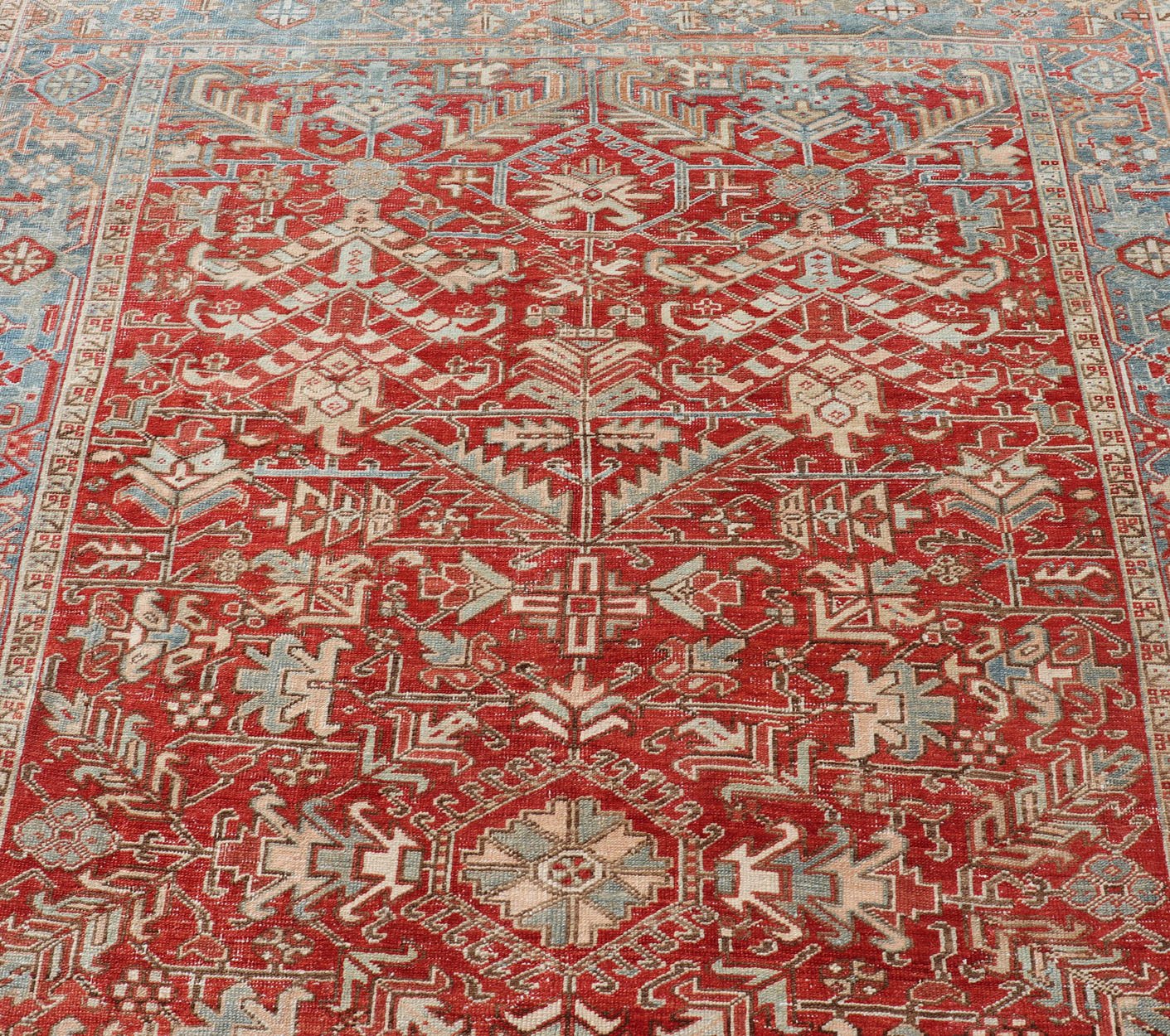 Antique Persian All - Over Heriz Rug with All - Over Geometric Design Antique Persian all - over Heriz rug with all - over geometric design in soft red and blue. Keivan Woven Arts / Rug / EMB - 9630 - P13578, country of origin / type: Iran /Heriz, circa 192... - Keivan Woven ArtsEMB - 9630 - P13578 - 16013Rug
