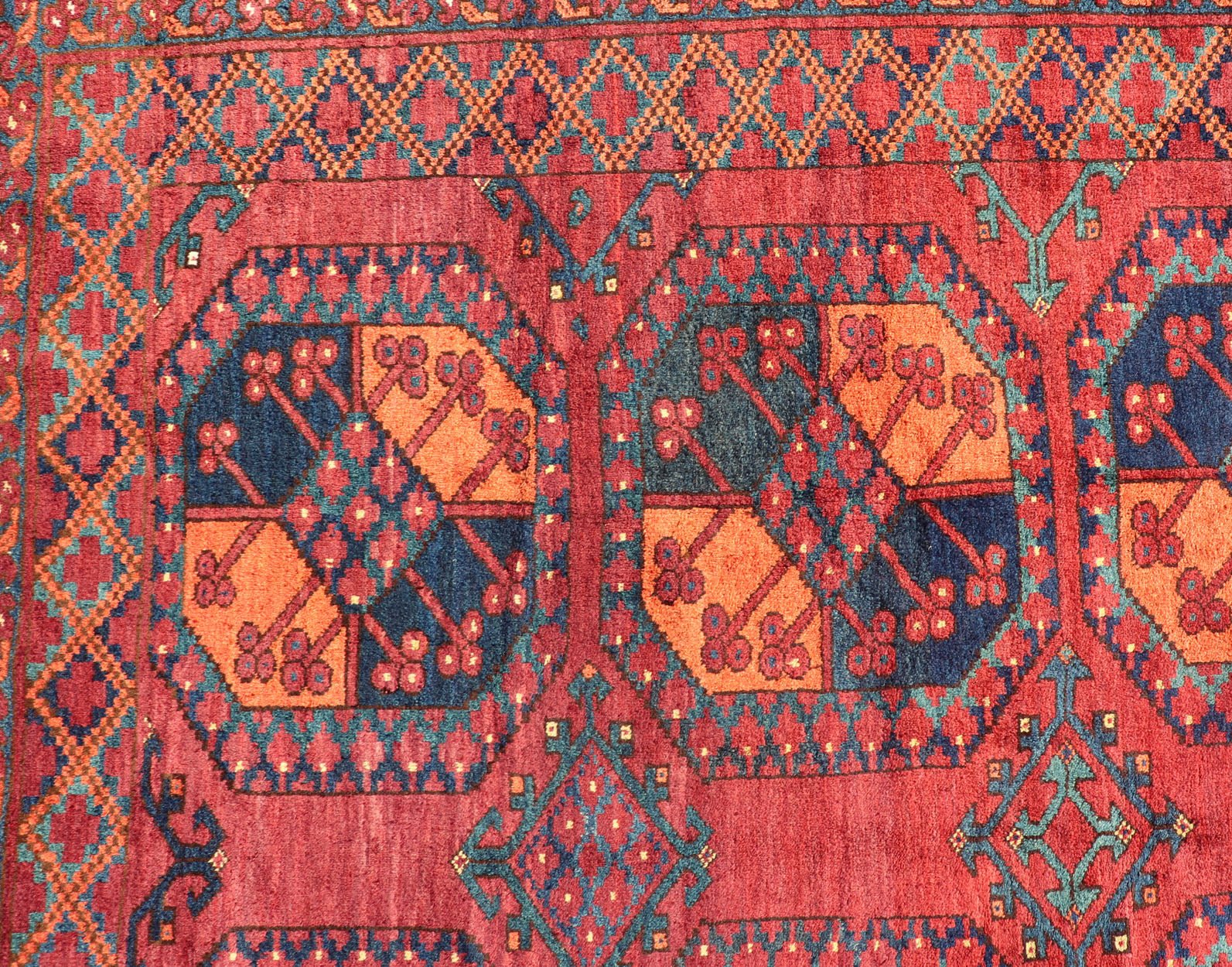 Square Sized Hand - Knotted Turkomen Ersari Rug in Wool with Repeating Gul Design This Turkomen Ersari rug has been hand - knotted in the finest wool. The rug features a repeating sub - geometric Gul design throughout the entirety of the rug, enclose... - Keivan Woven ArtsEMB - 9645 - P13551 - 16079Rug