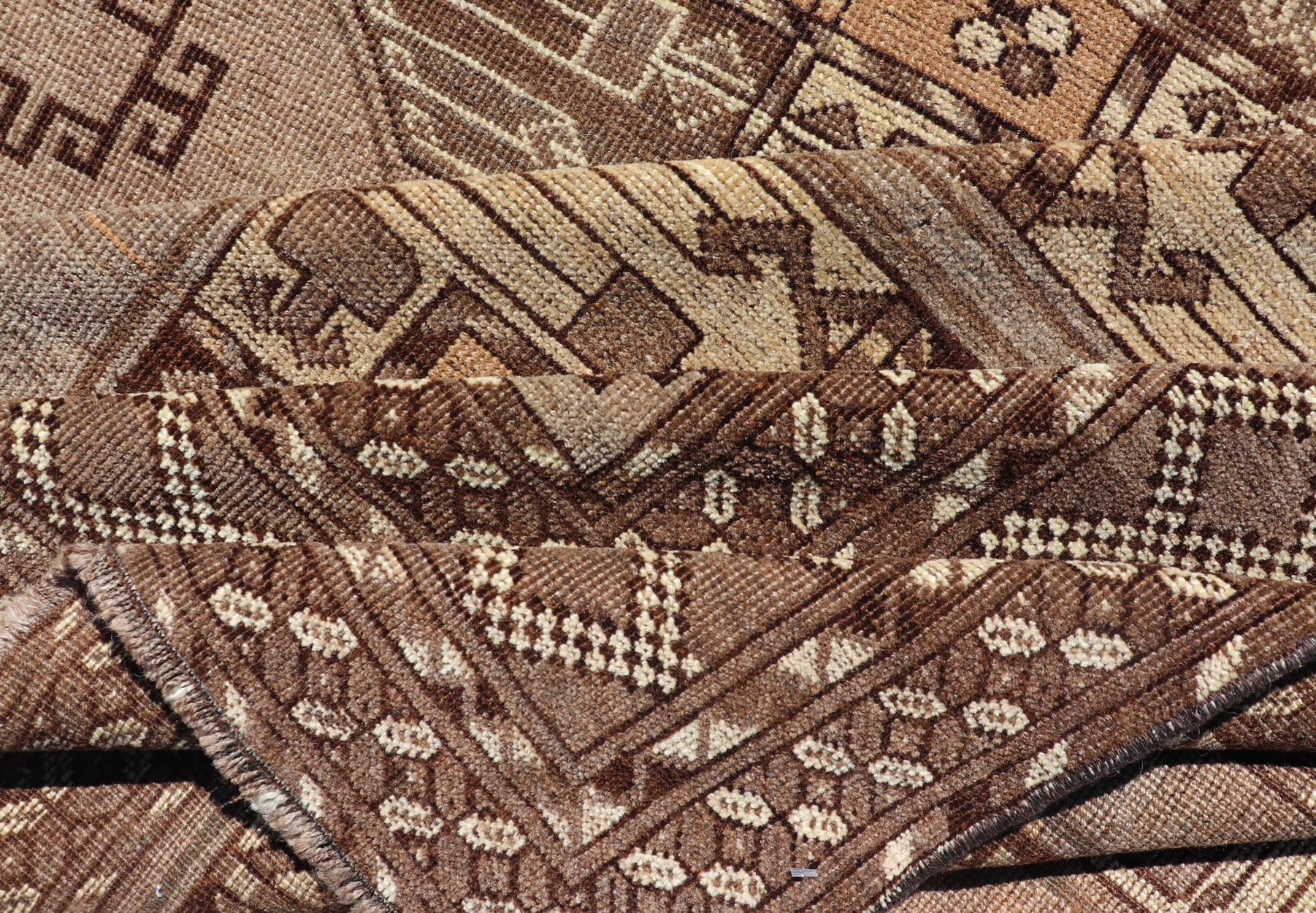 Hand - Knotted Vintage Ersari Rug with Gul Design in Brown, Ivory & Almond Hand - Knotted wool Turkomen Ersari Rug with Repeating Sub - Geometric Gul Design, Keivan Woven Arts; rug EMB - 9646 - P13546, country of origin / type: Turkestan / Ersari, circa ... - Keivan Woven ArtsEMB - 9646 - P13546 - 16085Rug
