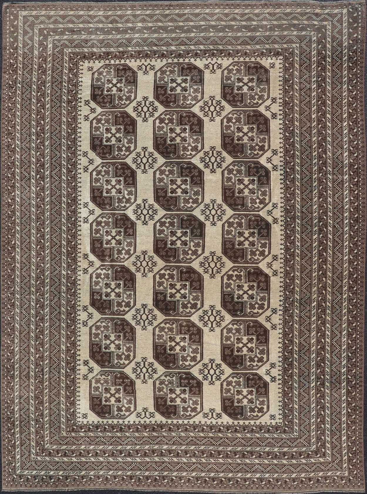 Vintage Turkomen Ersari Rug in Wool with All - Over Repeating Gul Design Hand - Knotted Ersari Rug with All - Over Sub - Geometric Repeating Gul Design, Keivan Woven Arts; rug EMB - 9652 - P13542, country of origin / type: Turkestan / Ersari, circa 1940s. ... - Keivan Woven ArtsEMB - 9652 - P13542 - 16121Rug