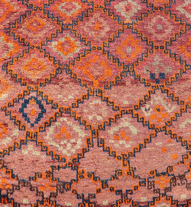 Antique Hand - Knotted Baluch Runner with All - Over Sub - Geometric Diamond Design, Baluchi runner This Antique Baluch Runner has been hand - knotted and features an impressive all - over sub - geometric diamond design replete in multicolor. The rug is enc... - Keivan Woven ArtsEMB - 9666A - P13556 - 16187Rug