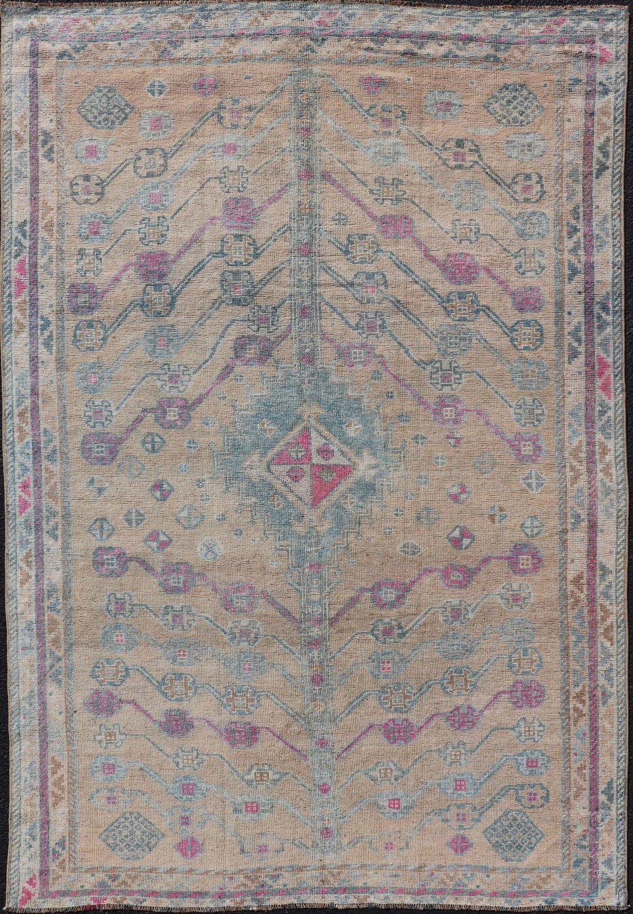 Measures: 4'10 x 7'4 Vintage Persian Shiraz with Tribal Design in Soft Yellow, Pink, and Blue Gray. Keivan Woven Arts / rug EMB - 9668 - 13562, country of origin / type: Persian / Tribal, circa mid - 20th century. This vintage Persian rug feature... - Keivan Woven ArtsEMB - 9668 - P13562 - 16199Rug