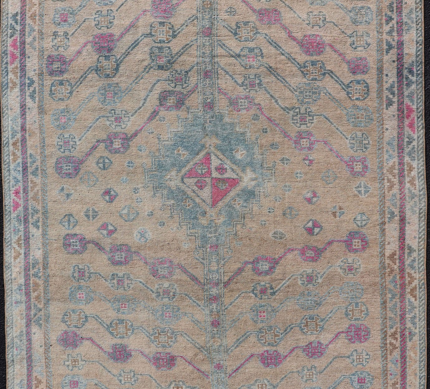 Measures: 4'10 x 7'4 Vintage Persian Shiraz with Tribal Design in Soft Yellow, Pink, and Blue Gray. Keivan Woven Arts / rug EMB - 9668 - 13562, country of origin / type: Persian / Tribal, circa mid - 20th century. This vintage Persian rug feature... - Keivan Woven ArtsEMB - 9668 - P13562 - 16199Rug