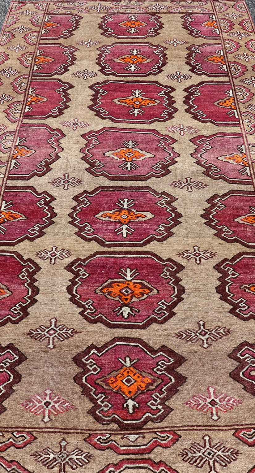 Antique Kurdish Gallery Runner with Tribal Design in repeating Medallions Antique Kurdish runner with tribal geometric medallions, Kurdish Gallery antique Runner, Keivan Woven Arts/ rug EMB - 9674 - P13560, country of origin / type: Iran / Kurdish,... - Keivan Woven ArtsEMB - 9674 - P13560 - 16217Rug