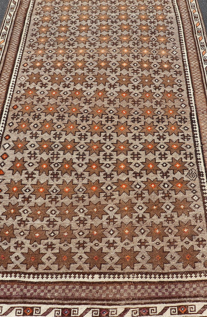 Antique Baluch Tribal Rug with All - Over Geometric Diamond Design on A Gray Ground. Keivan Woven Arts, rug EMB - 9677 - P13563; country of origin / type: Iran / Baluch, circa 1930s. This Antique Baluch Rug has been hand - knotted and features an impres... - Keivan Woven ArtsEMB - 9677 - P13563 - 16235Rug