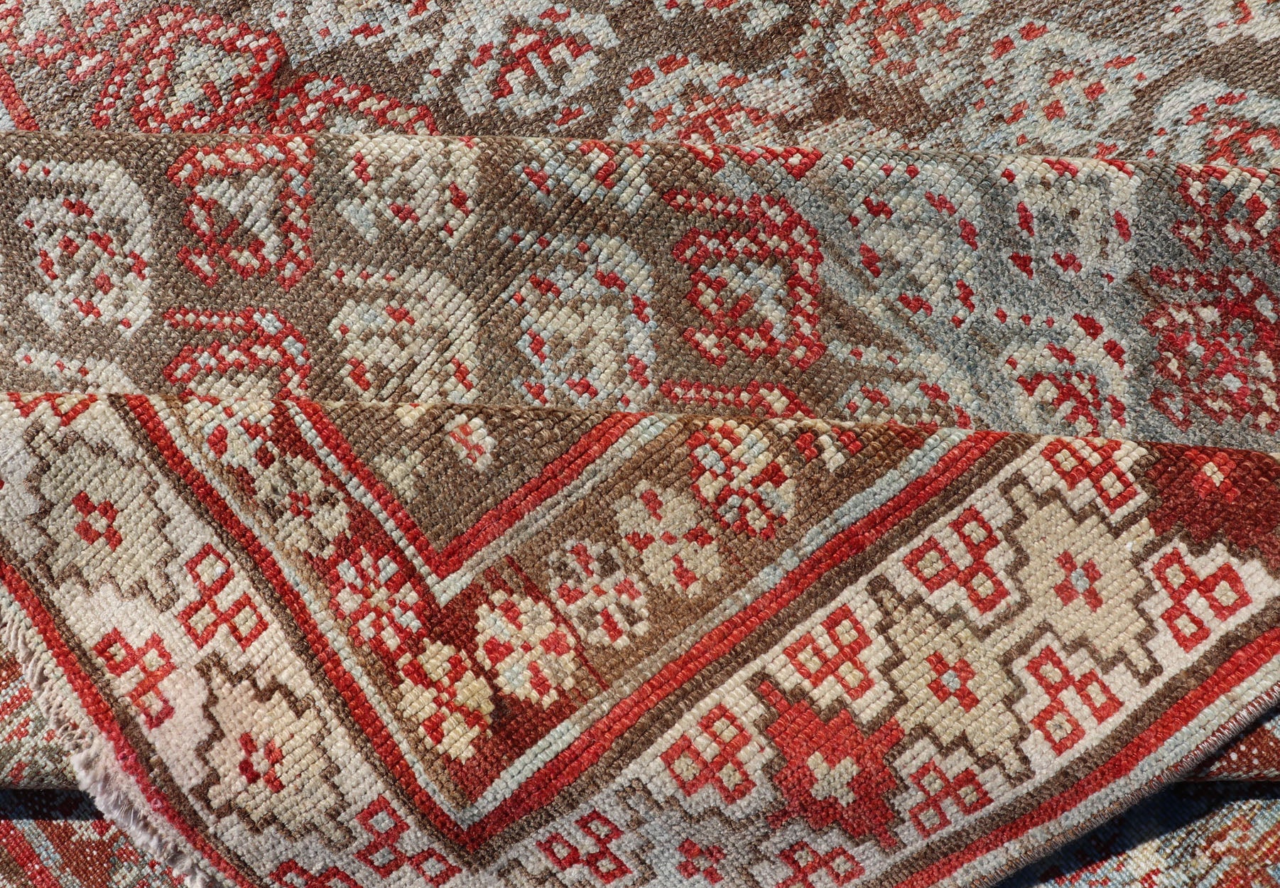 Antique Kurdish Runner in Soft Tones in Wool with Sub - Geometric Paisley Design. Keivan Woven Arts / rug EMB - 9682 - P13585, country of origin / type: Iran / kurdish, circa 1900. This antique Persian Kurdish runner has been hand - knotted in wool and ... - Keivan Woven ArtsEMB - 9682 - P13585 - 16265Rug