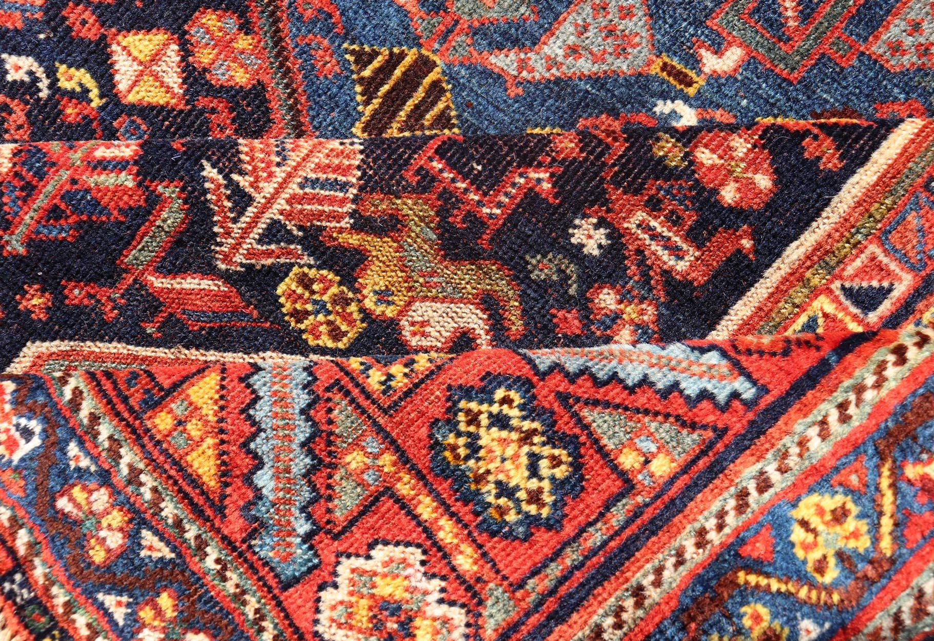 Antique Hand Knotted Persian Qashqai Shiraz Tribal Rug with Tribal Design Antique Persian Qashqai Shiraz Tribal Rug with Tribal Diamond Design, Keivan Woven Arts / rug EMB - 9688 - P13531, country of origin / type: Iran / Qashqai, circa 1900. ... - Keivan Woven ArtsEMB - 9688 - P13531 - 16295Rug