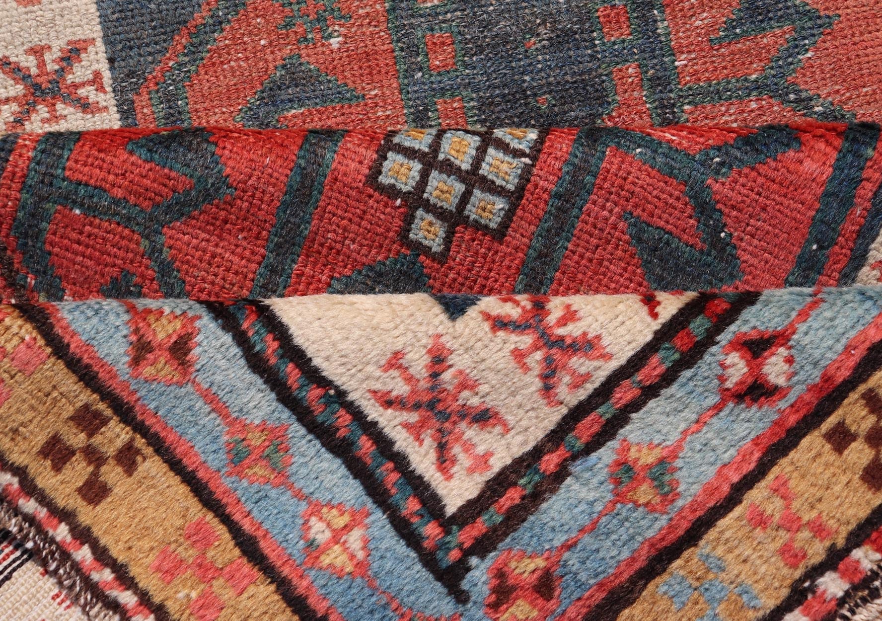 Antique Colorful Persian Heriz - Serapi Runner with a Bold Geometric Design Antique Colorful Persian Heriz - Serapi Runner with a Bold Geometric Design, Keivan Woven Arts / Rug/EMB - 9693 - P13532 Made in the early 20th century, this charming Heriz - ... - Keivan Woven ArtsEMB - 9693 - P13532 - 16319Rug