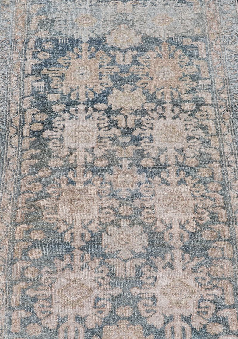 Measures: 2'4 x 4'8 Antique Persian Malayer Rug with Sub - Geometric Design in Soft Blue and Cream. Keivan Woven Arts / rug EMB - 9702 - 13462, country of origin / type: Iran / Malayer, circa 1920 - Keivan Woven ArtsEMB - 9702 - 13462 - 16418Rug