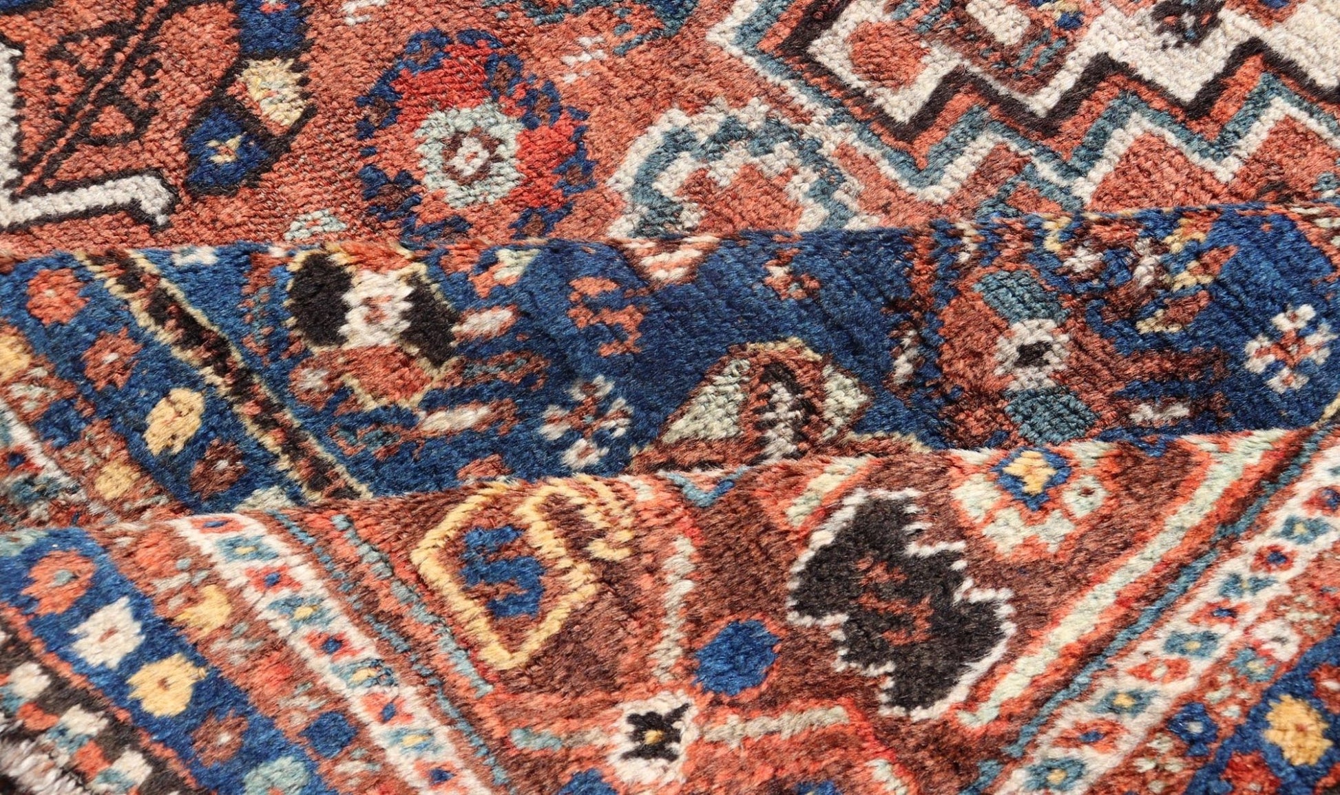 Antique Persian Shiraz Rug Tri - Medallion Geometrics in Rusty Orange and Blue Persian Shiraz antique rug in blue and brunt orange with Medallion geometric design, Keivan Woven Arts / rug EMB - 9706 - P13456, country of origin / type: Iran / Shiraz, c... - Keivan Woven ArtsEMB - 9706 - P13456 - 16448Rug