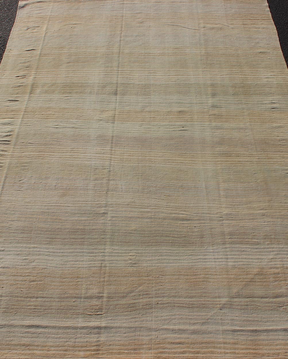 Turkish Vintage Kilim Rug with in Tan, Taupe and Earth Tones Turkish Kilim rug in stripe in earth tones of tan, taupe, browns. . Keivan Woven Arts / en - 09 country of origin / type: Turkey / Kilim, circa mid - 20th century. This vintage Kilim (cir... - Keivan Woven ArtsEN - 09 - 12371Rug
