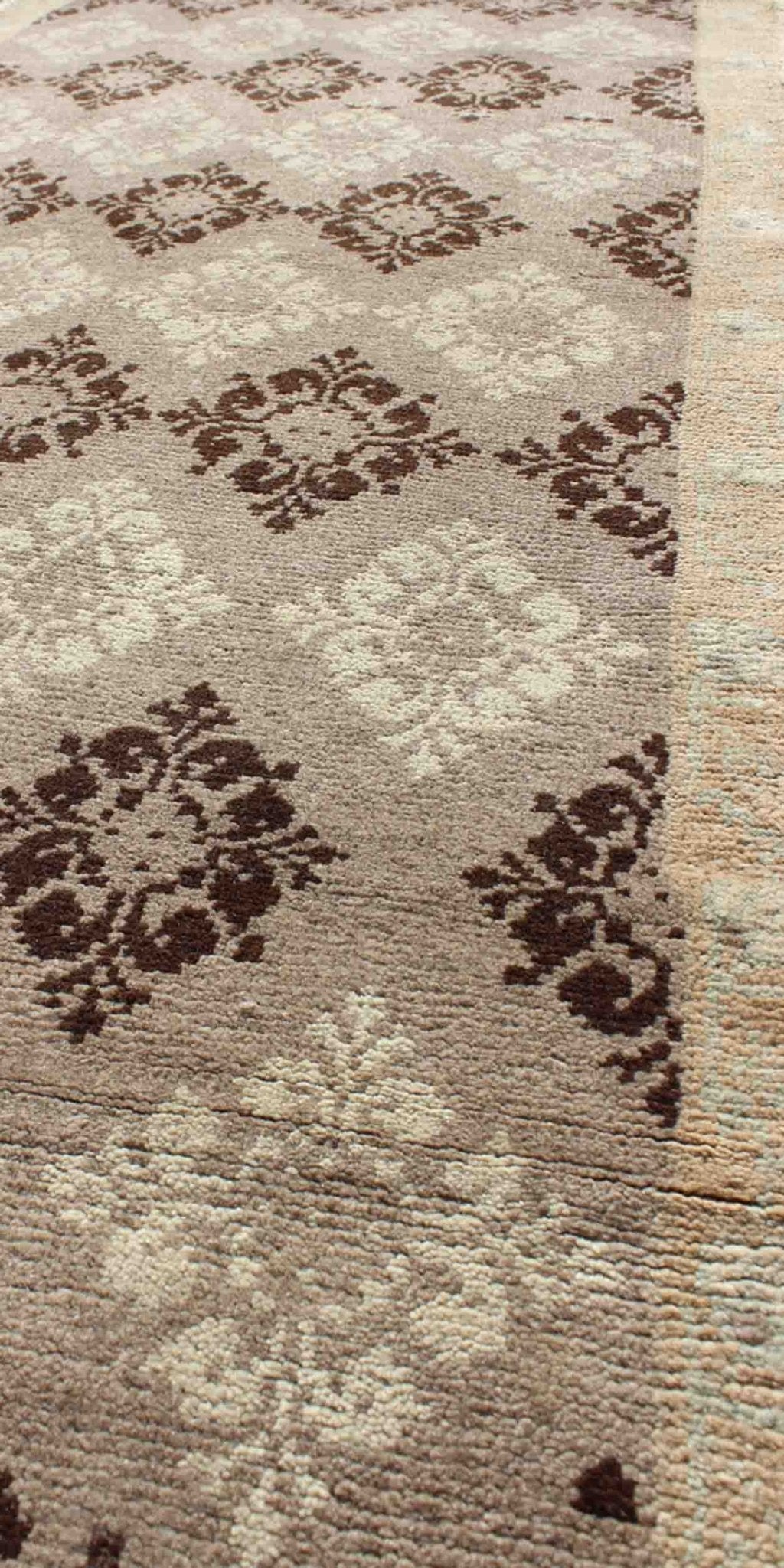 Taupe, brown, ivory vintage Turkish Oushak runner with diamond blossom motifs, rug en - 1012, country of origin / type: Turkey / Oushak, circa 1940 This unique Turkish Oushak carpet features an all - over design of intricate diamond - shaped botanical... - Keivan Woven ArtsEN - 1012 - 3403Rug